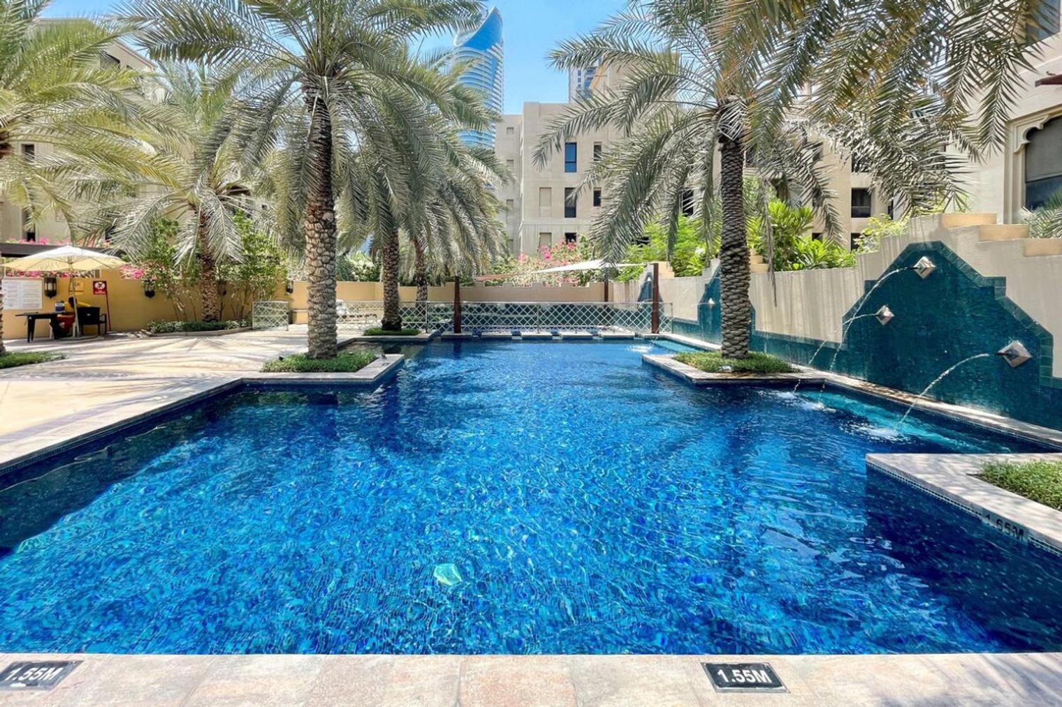 Apartment Blueground Reehan 7 Pool Courtyard Parking Dxb-1442 Dubai