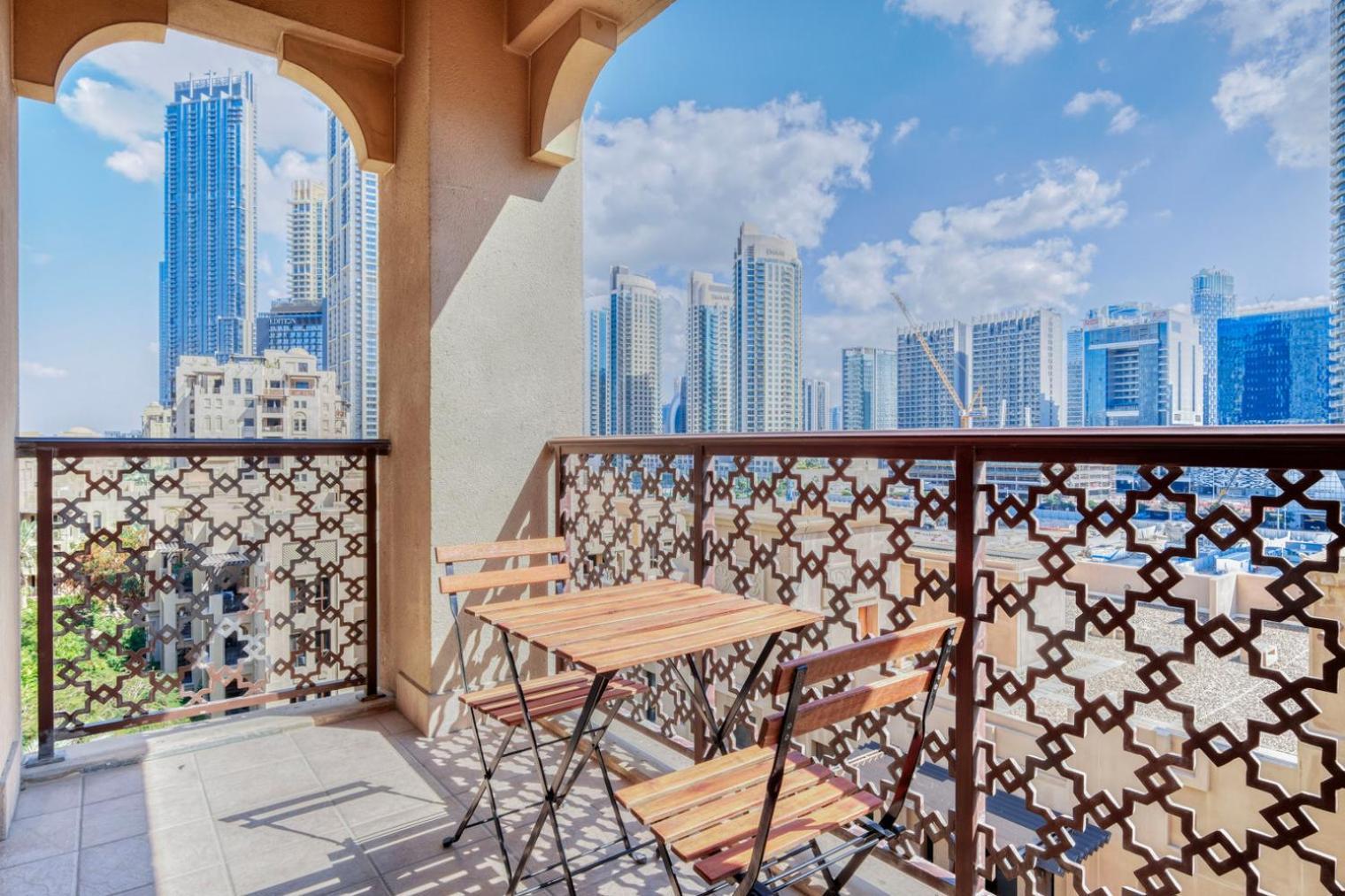 Blueground Reehan 7 Pool Courtyard Parking Dxb-1442 Dubai